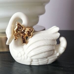 Mikasa Swan Place Card Holder Fine Porcelain Wedding Bells Collection
